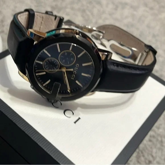 Gucci watch (xl g chrono)
